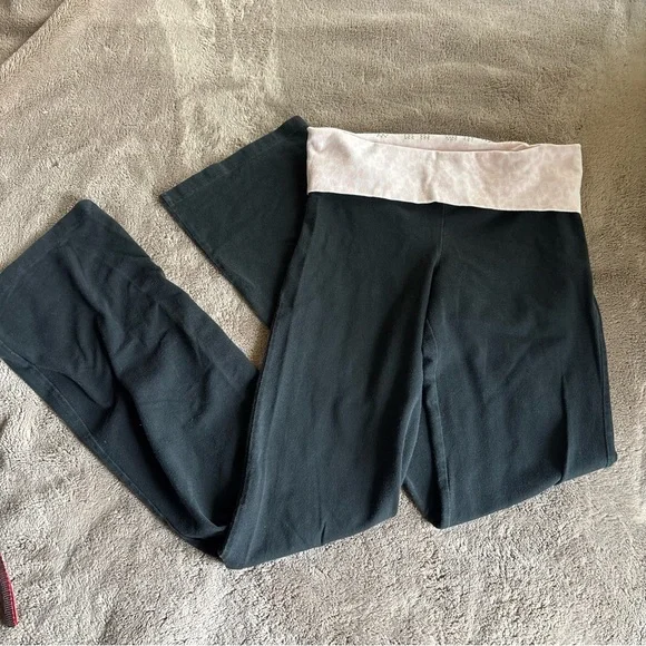 PINK by Victoria's Secret Black Yoga Pants size S - Picture 1 of 12
